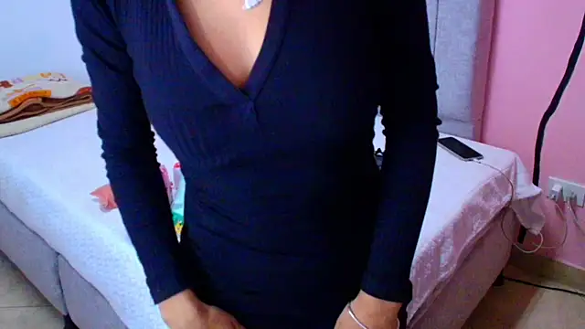 Snapshot of Emily__parker__ chatting on 8, 10, 2025 Emily parker online show from 8, 10, 2025