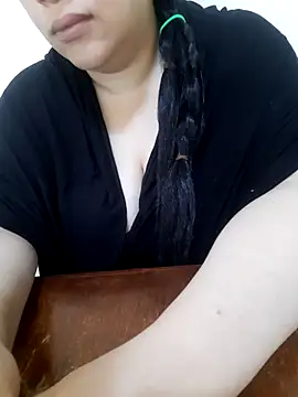 Madam-bezoul- online show from 11, 9, 2025