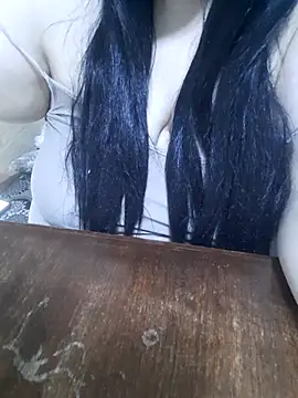 Madam-bezoul- online show from 23, 9, 2025