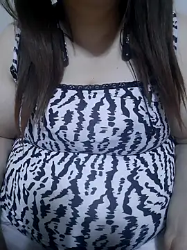 Snapshot of Madam-bezoul- chatting on 31, 1, 2026 Madam-bezoul- online show from 31, 1, 2026