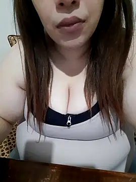 Snapshot of Madam-bezoul- chatting on 9, 2, 2026 Madam-bezoul- online show from 9, 2, 2026