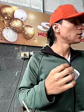 AlexanderHall online show from 8, 10, 2025