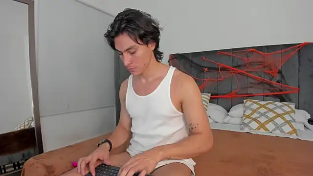 AlexanderHall online show from 28, 10, 2025