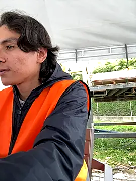 AlexanderHall online show from 4, 11, 2025