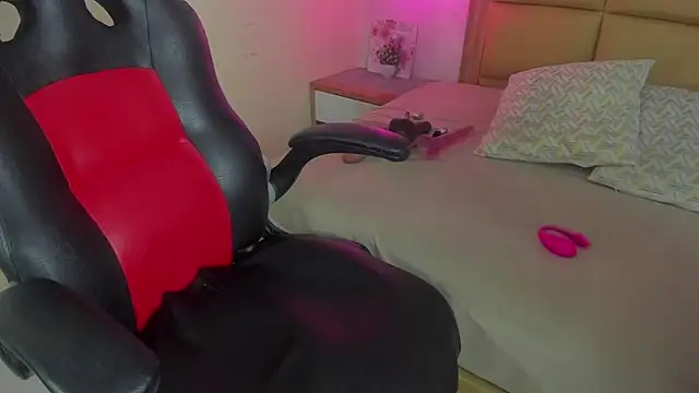 MELISSAROUGE online show from 19, 2, 2026