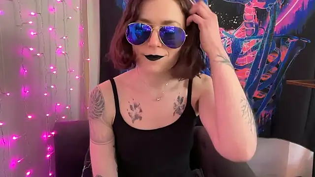 mistressannafoxx online show from 3, 10, 2025