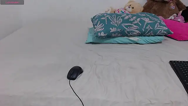 toxic sweet  online show from 21, 12, 2025