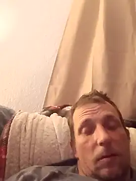 Snapshot of CatchyPart93 chatting on 15, 2, 2026 CatchyPart93 online show from 15, 2, 2026