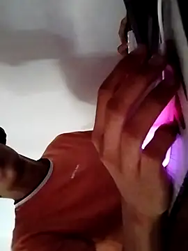 Snapshot of kjohn20 chatting on 14, 11, 2025 kjohn20 online show from 14, 11, 2025