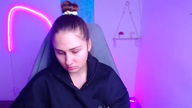 Stefanie Sweet online show from 11, 1, 2026