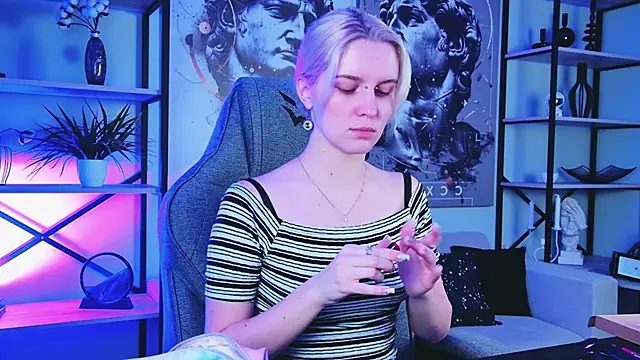 BethanyCloud online show from 12, 4, 2026