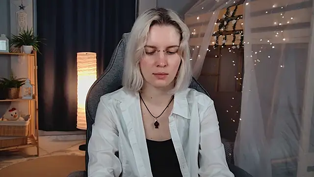 Snapshot of BethanyCloud chatting on 5, 6, 2026 BethanyCloud online show from 5, 6, 2026