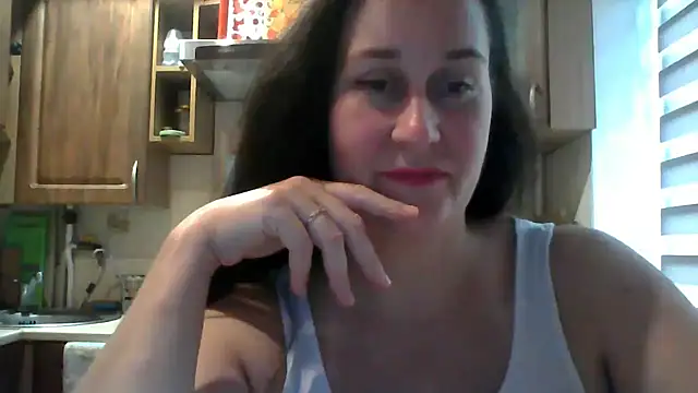 Amandda  online show from 18, 9, 2025