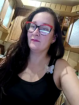 Amandda  online show from 16, 10, 2025