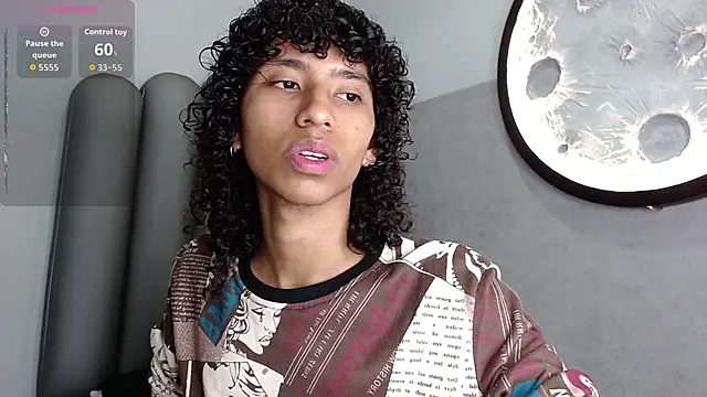 venus-03 online show from 15, 10, 2025