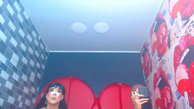 julessxcharlotte online show from 6, 11, 2025