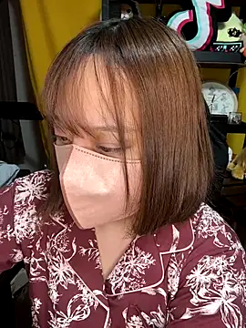 Snapshot of 0kanna0 chatting on 3, 10, 2025 0kanna0 online show from 3, 10, 2025