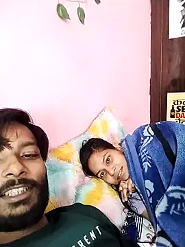 Snapshot of DesiRussi chatting on 9, 11, 2025 DesiRussi online show from 9, 11, 2025