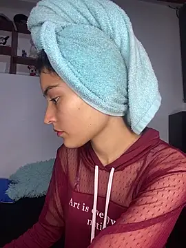 hotwife26 online show from 3, 3, 2026