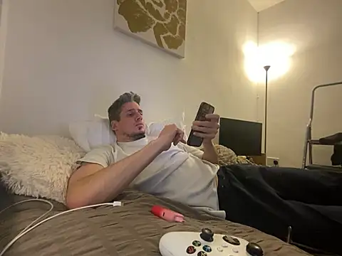 shyandchilling online show from 5, 4, 2026