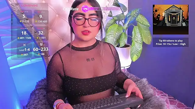 April  foxx online show from 16, 10, 2025