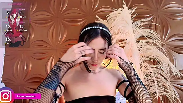 Jazmintorress online show from 26, 9, 2025