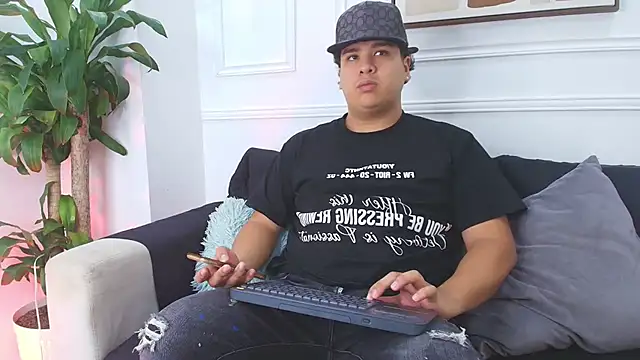 Naim Bennetsex online show from 15, 10, 2025