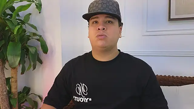 Naim Bennetsex online show from 11, 4, 2026