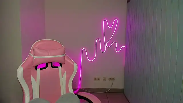 Elieiza xo online show from 16, 10, 2025