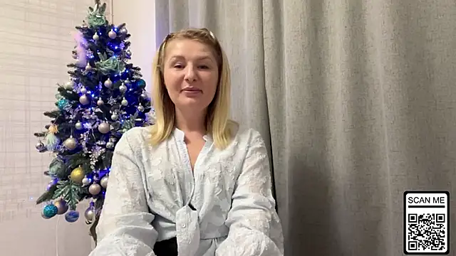 Blondie xoxoxo online show from 21, 12, 2025