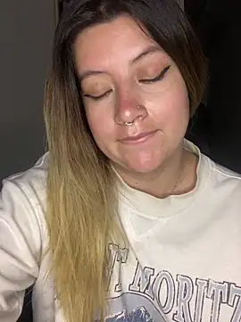 Blair Bunnyy online show from 14, 4, 2026