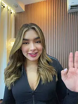 Snapshot of jenn_fit chatting on 28, 4, 2026 jenn fit online show from 28, 4, 2026