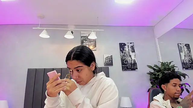 violet and myers online show from 14, 11, 2025