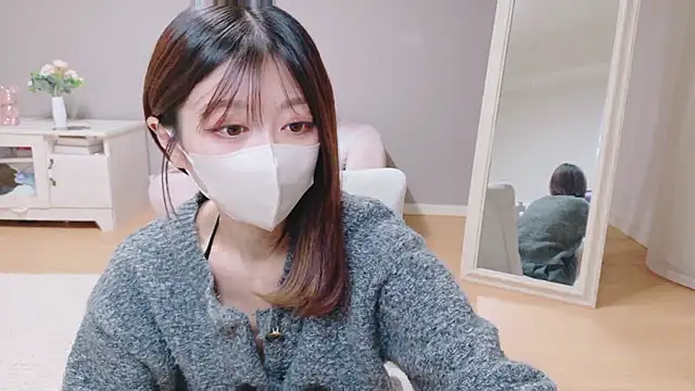 Yuna-ch online show from 28, 2, 2026