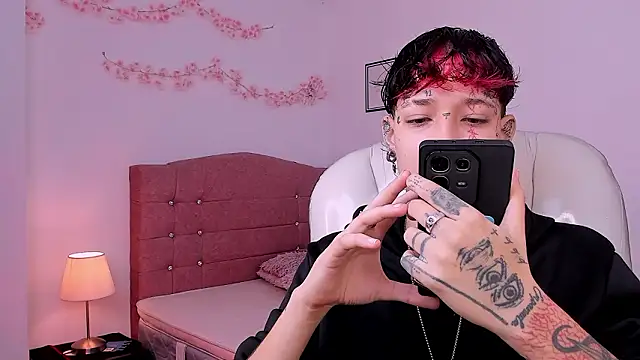 Snapshot of Luci_Rose chatting on 12, 3, 2026 Luci Rose online show from 12, 3, 2026