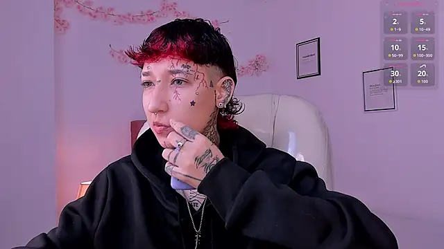 Snapshot of Luci_Rose chatting on 23, 3, 2026 Luci Rose online show from 23, 3, 2026