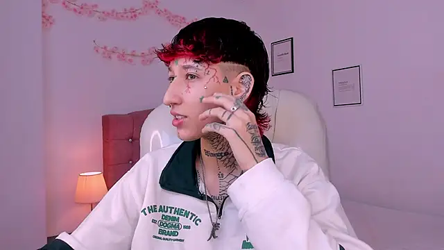 Snapshot of Luci_Rose chatting on 30, 3, 2026 Luci Rose online show from 30, 3, 2026