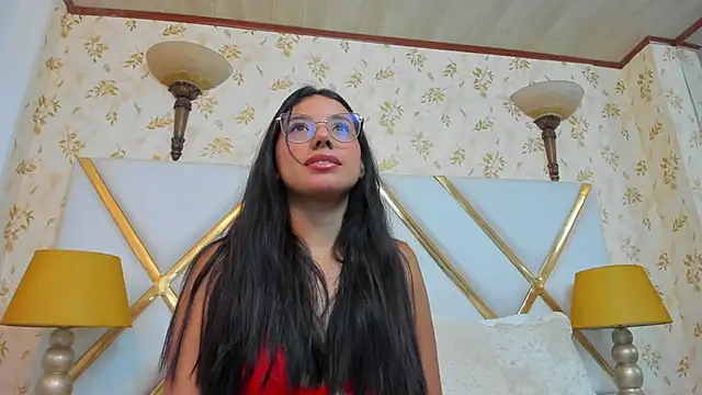 Snapshot of LiliithQueen chatting on 2, 10, 2025 LiliithQueen online show from 2, 10, 2025