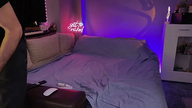 Secret Lovers1 online show from 2, 6, 2026