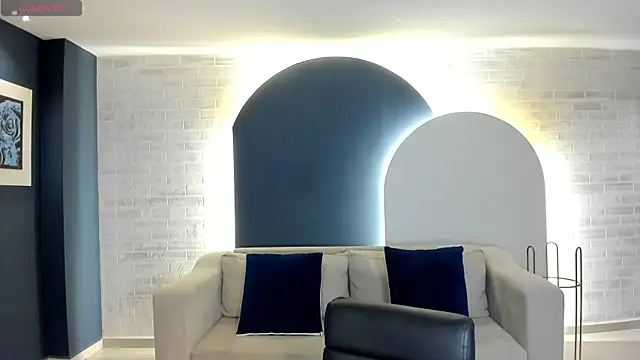 LizzCooper online show from 31, 10, 2025