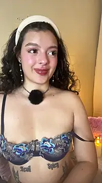 AriaHeavenss online show from 4, 11, 2025