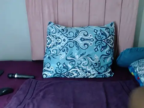 SWEETBERRYxXx online show from 11, 11, 2025