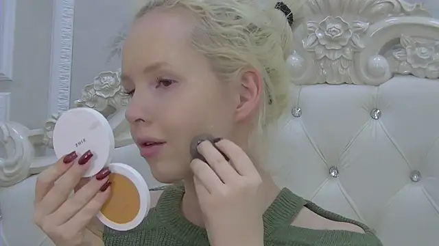 EllieFrosty  online show from 13, 1, 2026