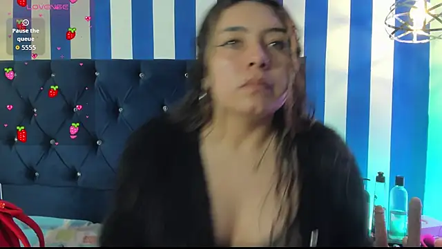 Snapshot of valeria_rouse28 chatting on 17, 9, 2025 valeria rouse28 online show from 17, 9, 2025