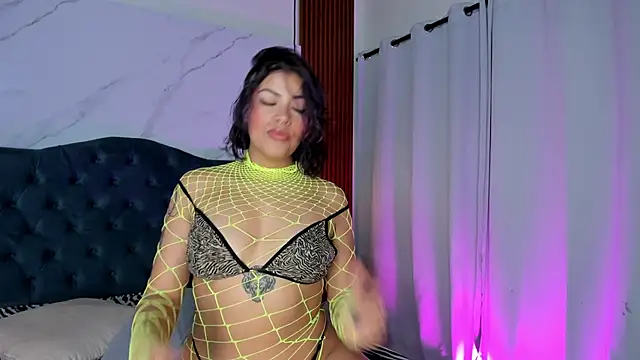 sara zc online show from 28, 10, 2025