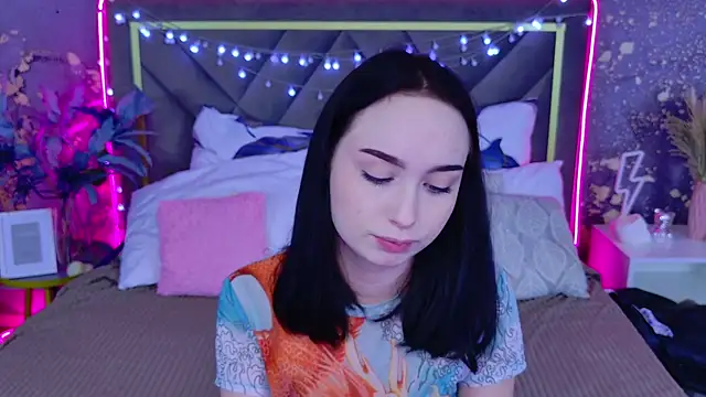 MonikaCarter online show from 16, 10, 2025