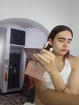 Maylu Fox online show from 18, 10, 2025