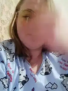 Kiss Eva online show from 13, 1, 2025