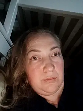 Kiss Eva online show from 12, 9, 2025