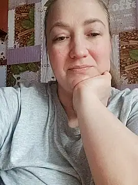 Kiss Eva online show from 14, 2, 2026